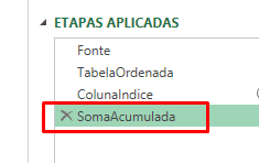 Etapa SomaAcumulada selecionada no Power Query.